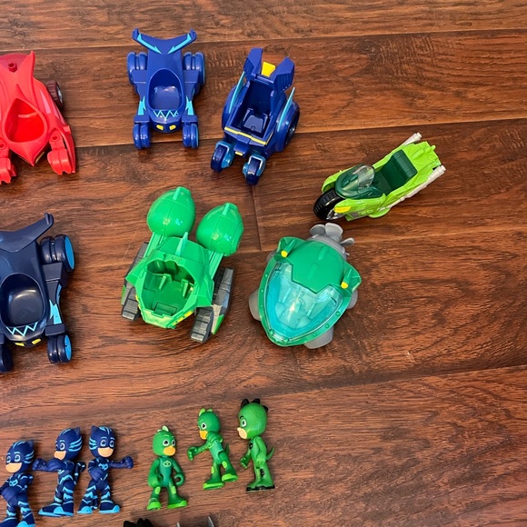 PJ Masks Lot Vehicle and Figure Set - Multicolor - Picture 7 of 8
